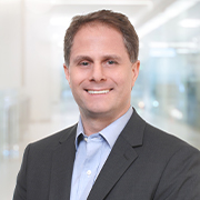 Portrait of Doug Creutz, CFA 
